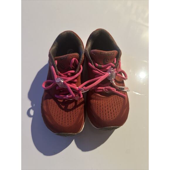 Topo Athletic Sneakers Women’s Size 6 Burnt Orange Fly Knit Magnifly 3 Running - Picture 1 of 12